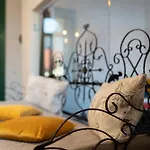 Villa Noble 5 Star House In Unirii Plaza *