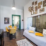 Vilă Noble 5 Star House In Unirii Plaza Cluj-Napoca