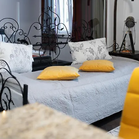 Noble 5 Star House In Unirii Plaza Cluj-Napoca