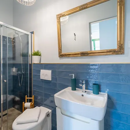 Noble 5 Star House In Unirii Plaza