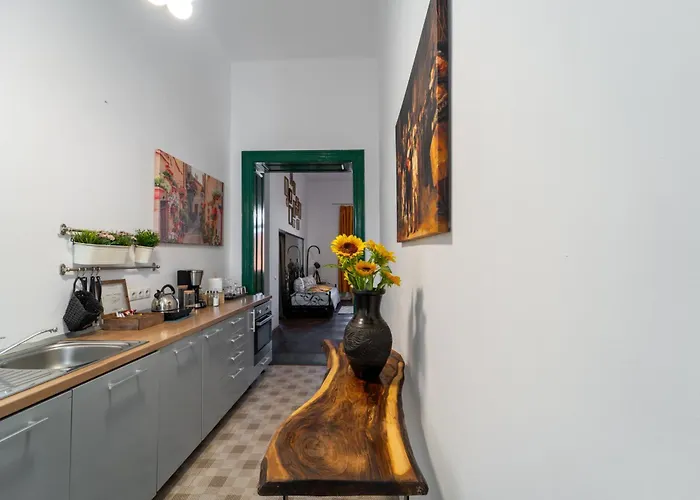 Noble 5 Star House In Unirii Plaza