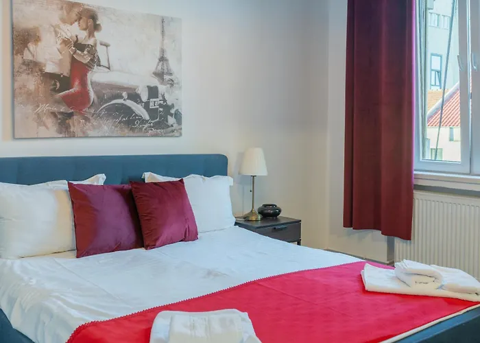 Noble 5 Star House In Unirii Plaza Villa