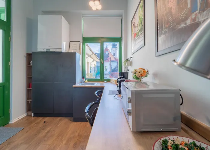 Noble 5 Star House In Unirii Plaza Villa *