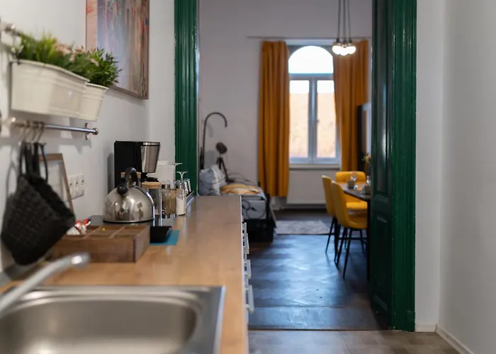 Noble 5 Star House In Unirii Plaza Villa *