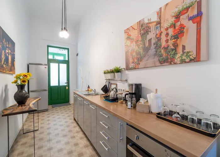 Noble 5 Star House In Unirii Plaza