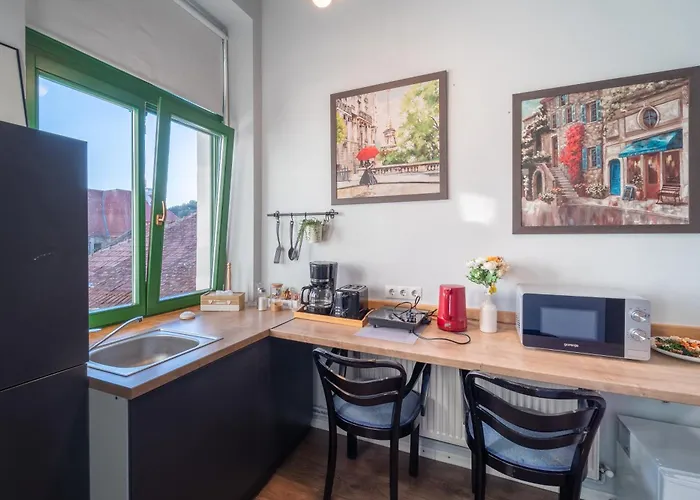 Noble 5 Star House In Unirii Plaza Villa *